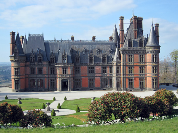 ESE_chateau_600.jpg
