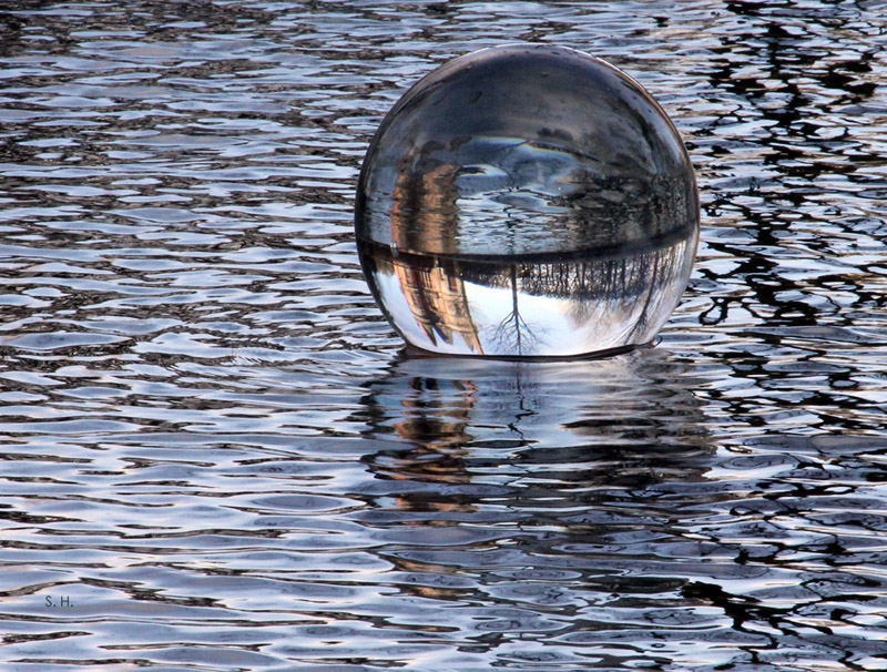 Eauenboule2_800.jpg